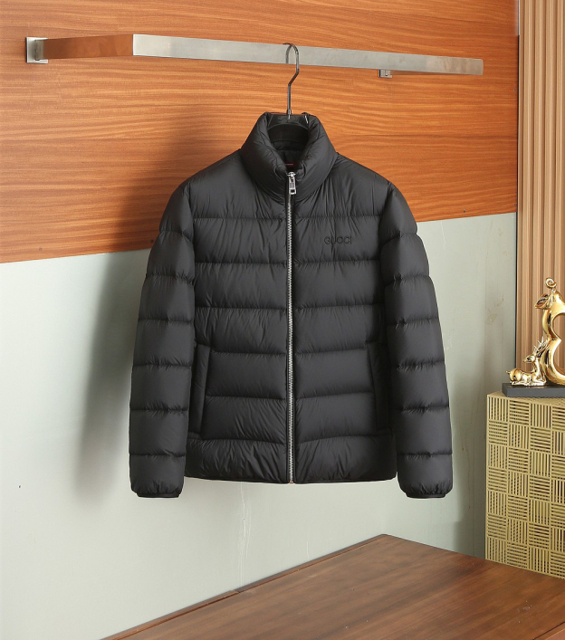 グッチ「Gucci」秋冬ダウンジャケット スタンドカラー