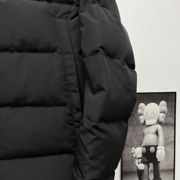 カナダグース メンズ ニットスタンドカラーダウンジャケット