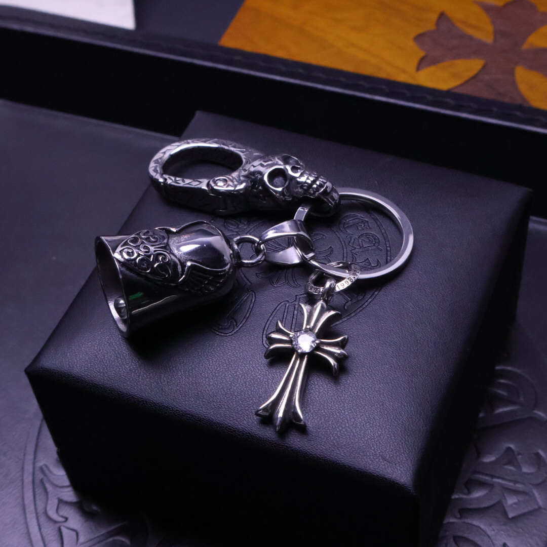 クロムハーツ「Chrome Hearts」キーホルダー＆バッグチャーム - トレンドシンボル