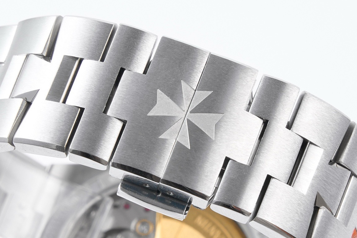 ヴァシュロン コンスタンタン「Vacheron Constantin」オーヴァーシーズ メンズウォッチ41MM