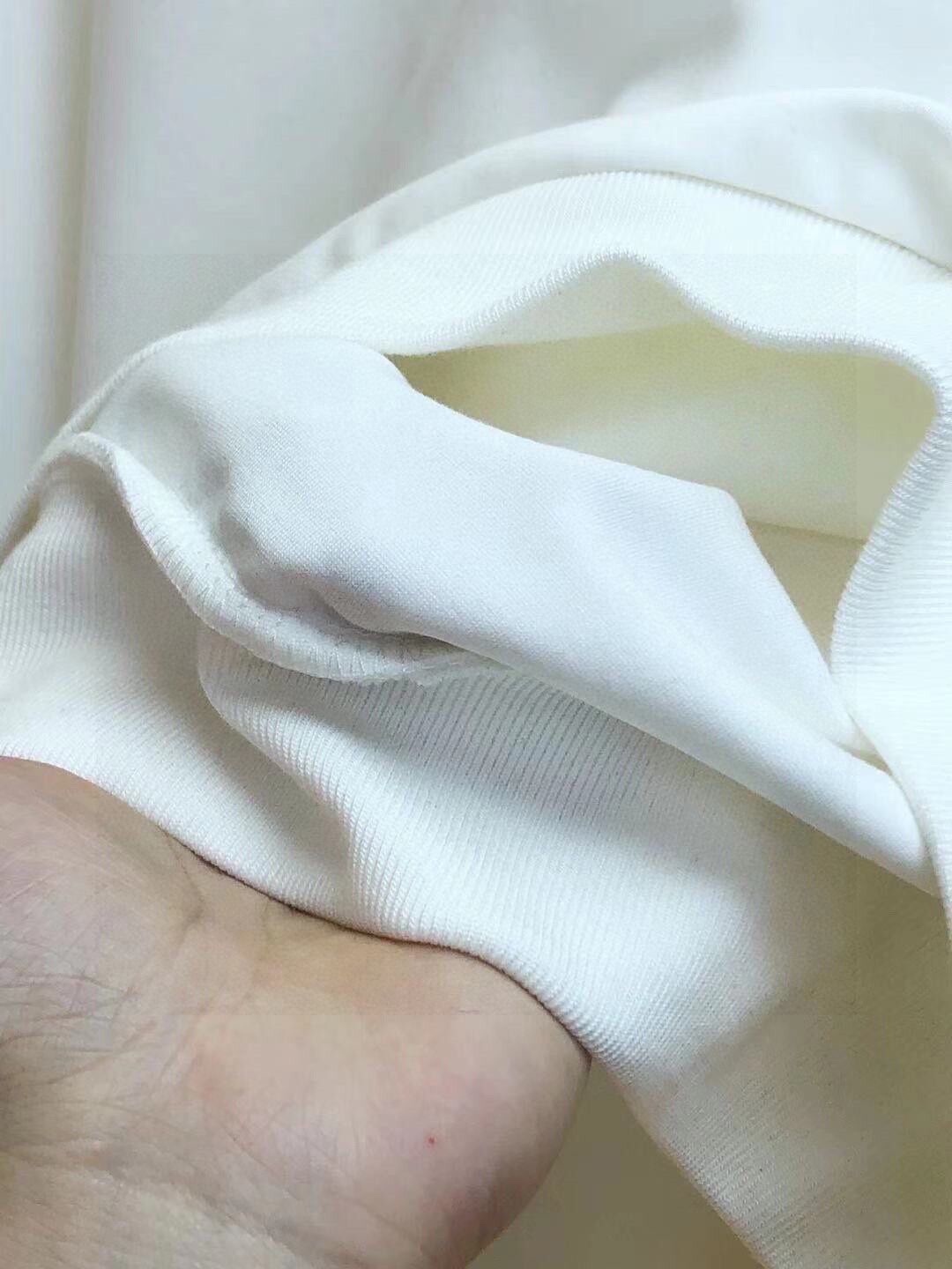 グッチ「Gucci」2025年新作 爆売れスウェットスーツ