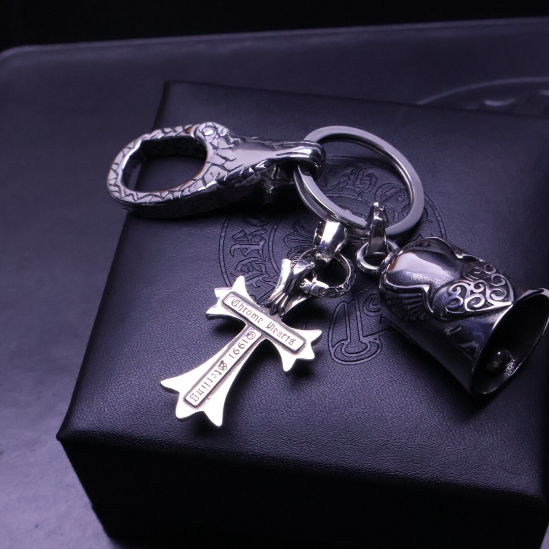 クロムハーツ「Chrome Hearts」キーホルダー＆バッグチャーム - トレンドシンボル