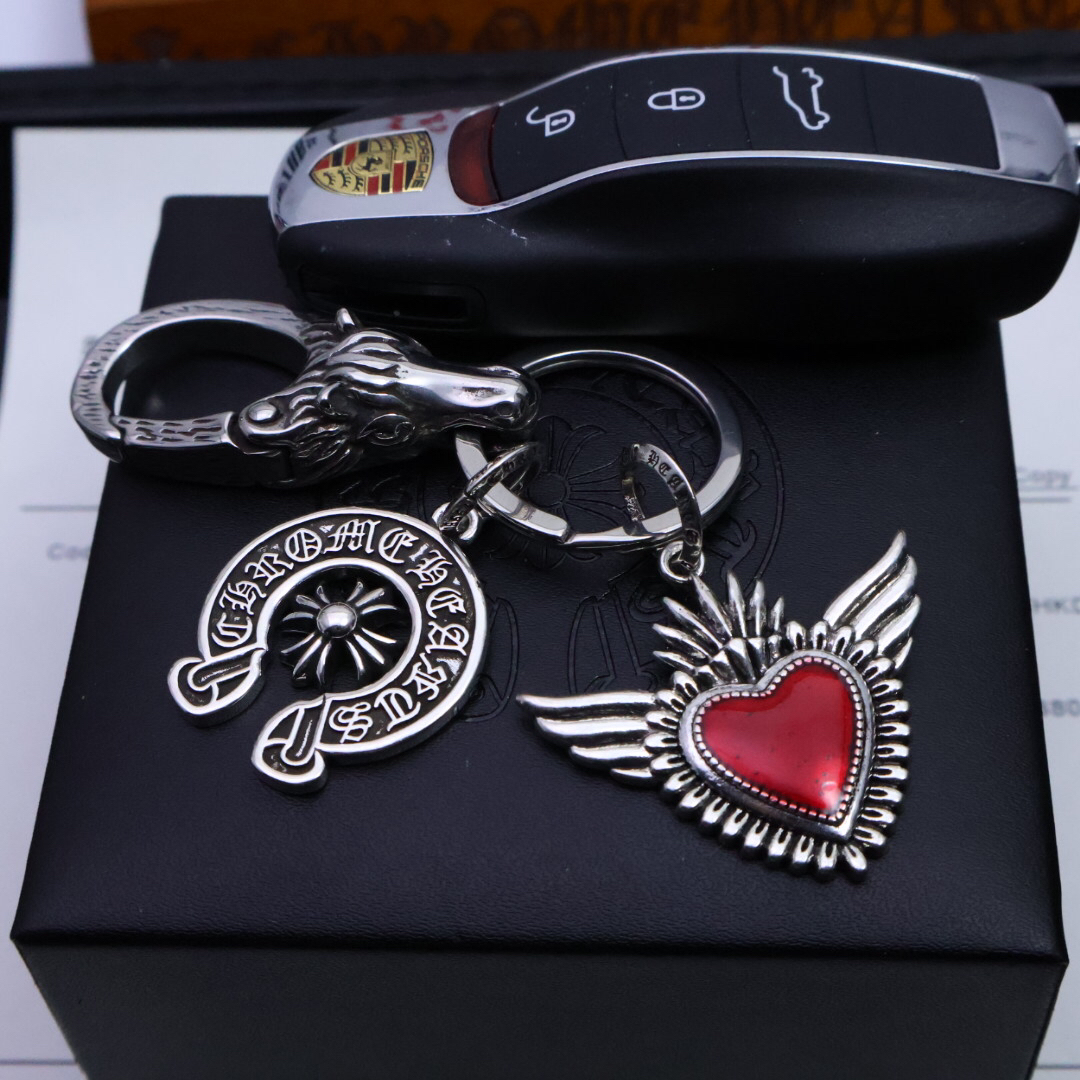 クロムハーツ「Chrome Hearts」キーホルダー＆バッグチャーム - トレンドシンボル