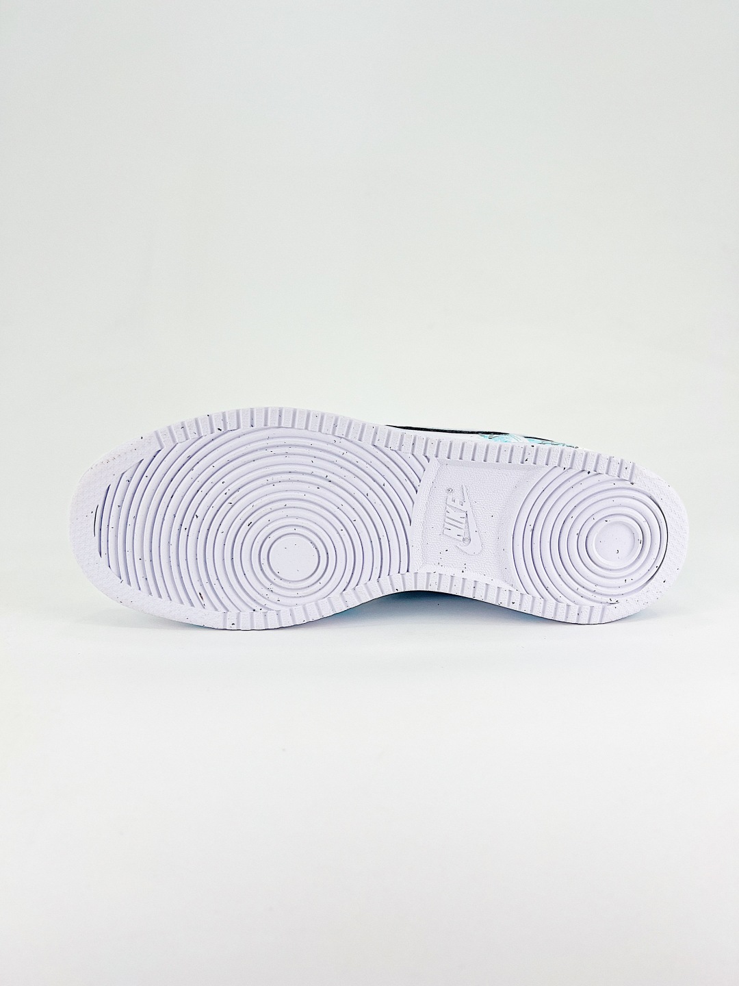 ナイキ「Nike」カジュアルシューズ