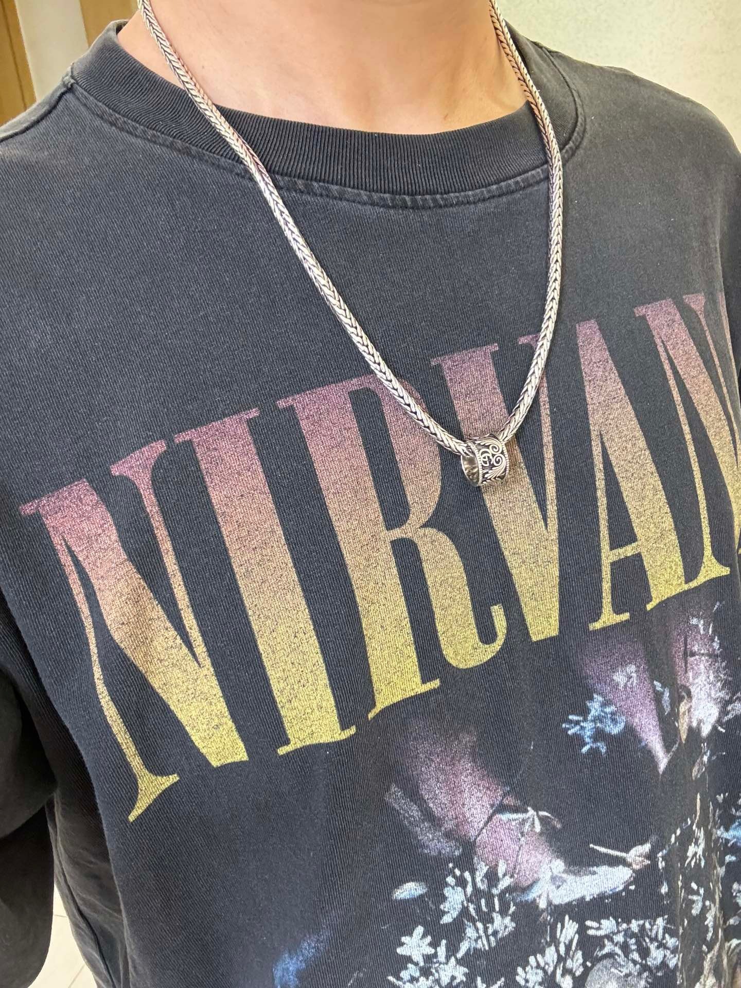 グッチ「Gucci」Anger Forest 双Gチェーン