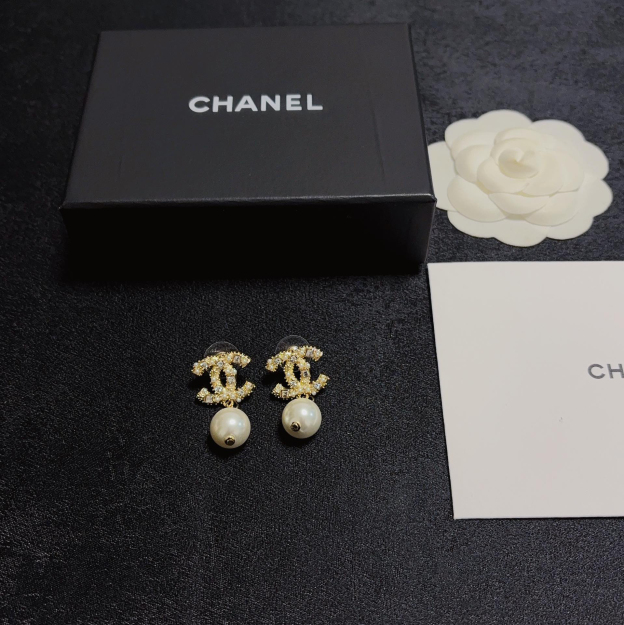 シャネル「Chanel」 パール&ダイヤモンド ピアス・イヤリング