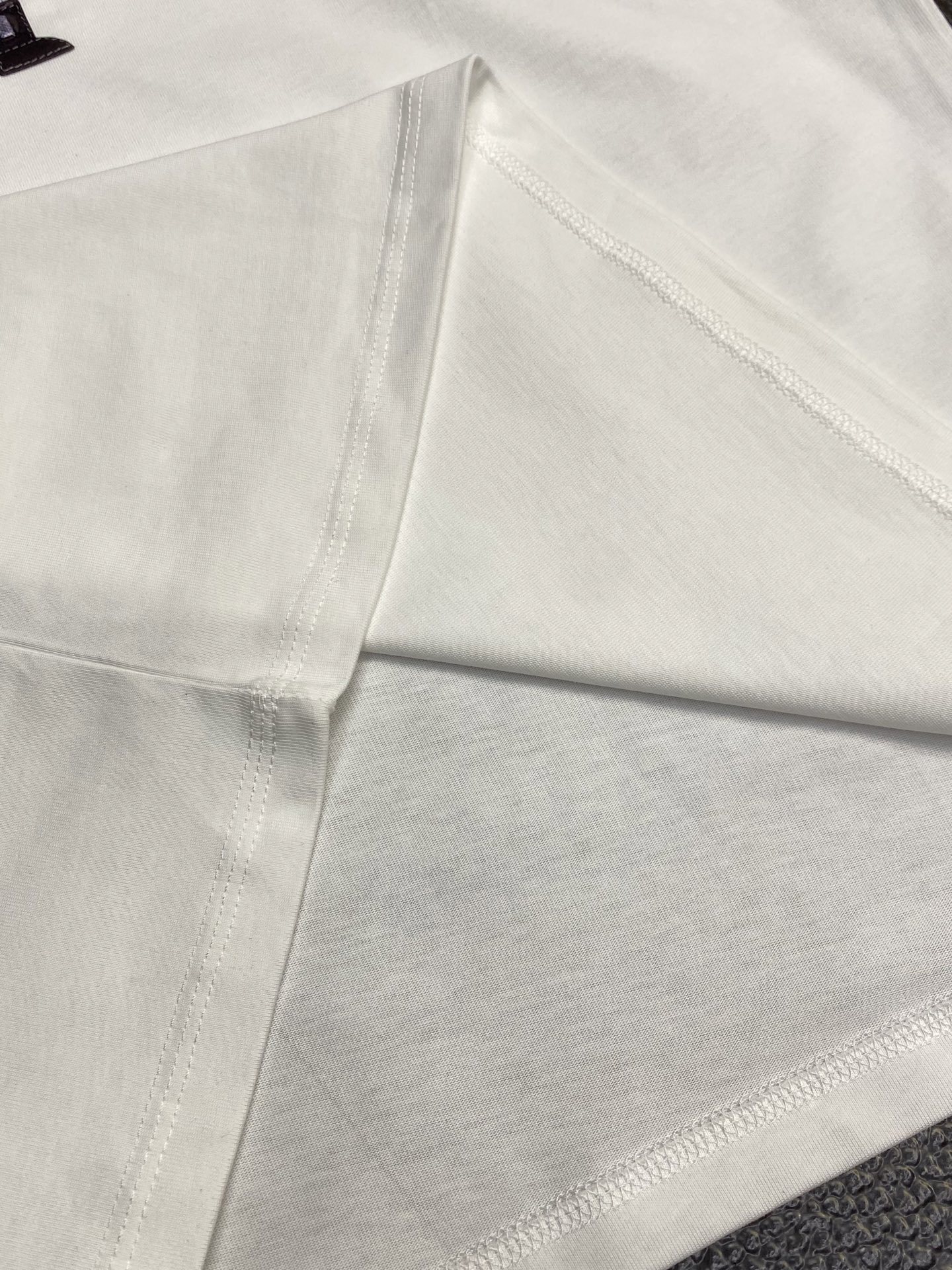 プラダ「Prada」 エクスクルーシブ メンズ リラックスフィット ショートスリーブTシャツ