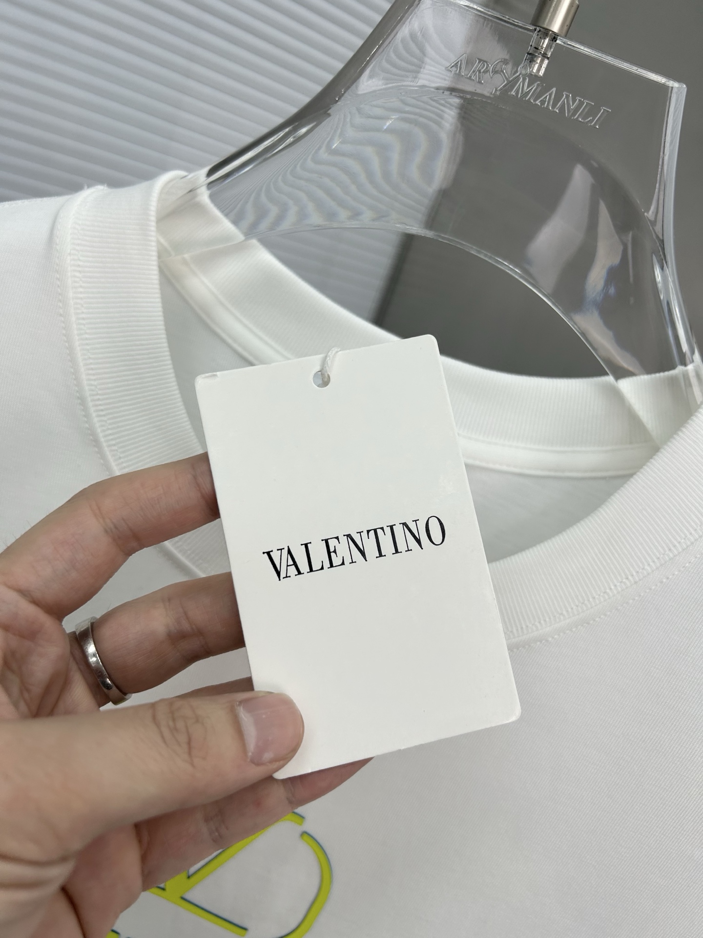 ヴァレンティノ「Valentino」2025SS 春夏 カップル用 半袖Tシャツ
