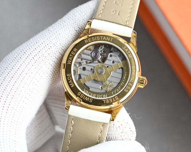 ヴァシュロン・コンスタンタン［Vacheron Constantin］フルール・デュ・ジャルダン レディースジュエリーウォッチ33MM