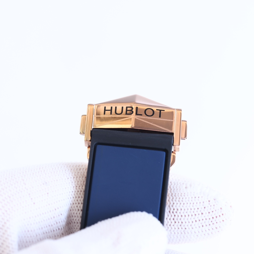 ウブロ「Hublot」ビッグバン サンブルーII タトゥー クロノグラフ ウォッチ 45mm