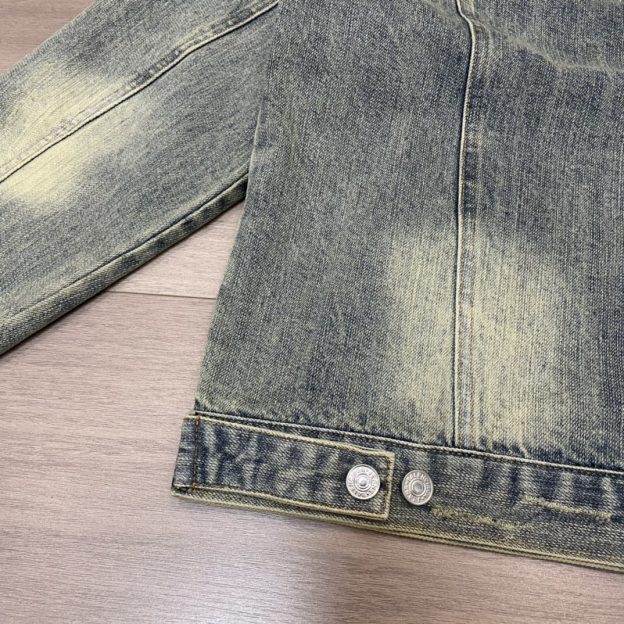 バレンシアガ「Balenciaga」blcg水洗いして古い背中のドリルを作るスローガンデニムジャケット