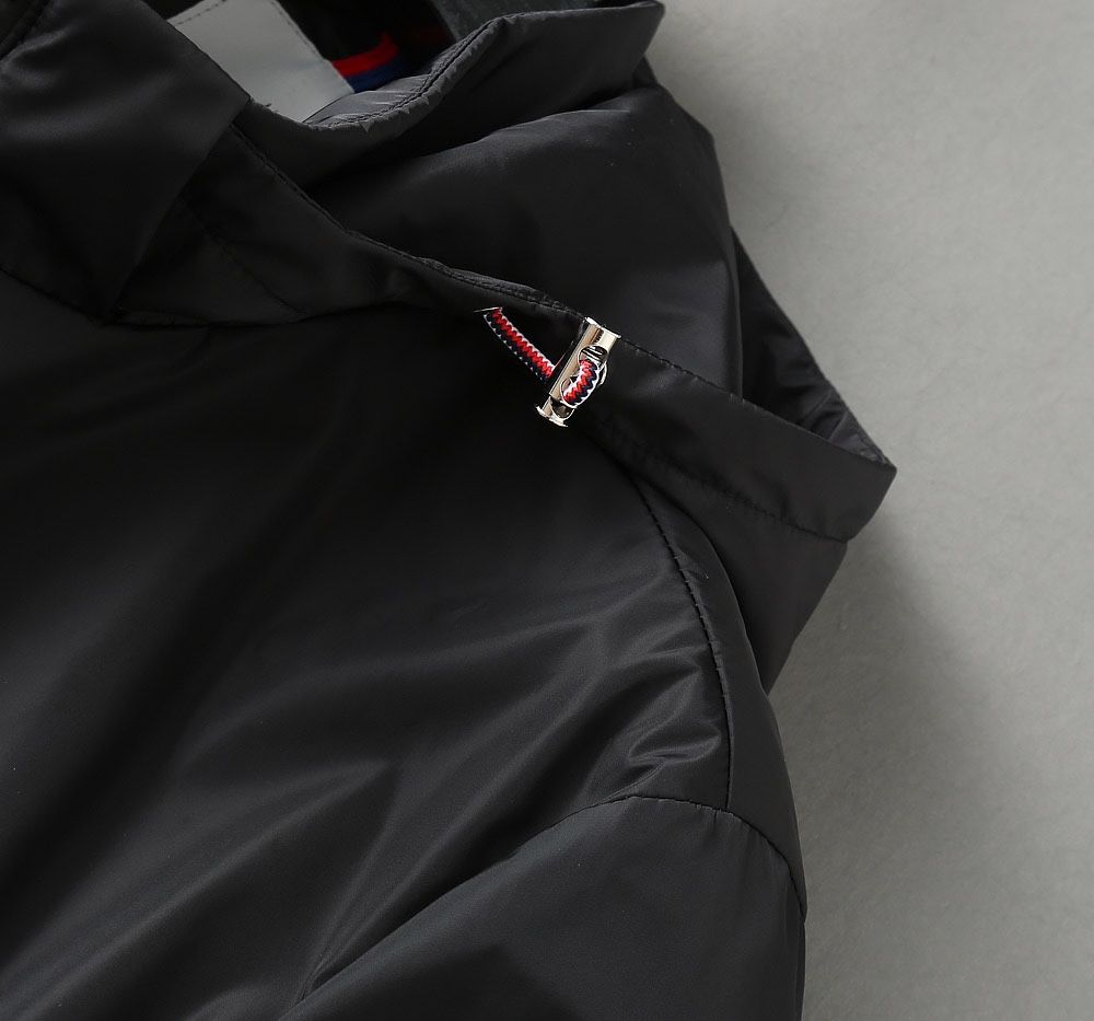 モンクレール「Moncler」2025春新作ジャケット