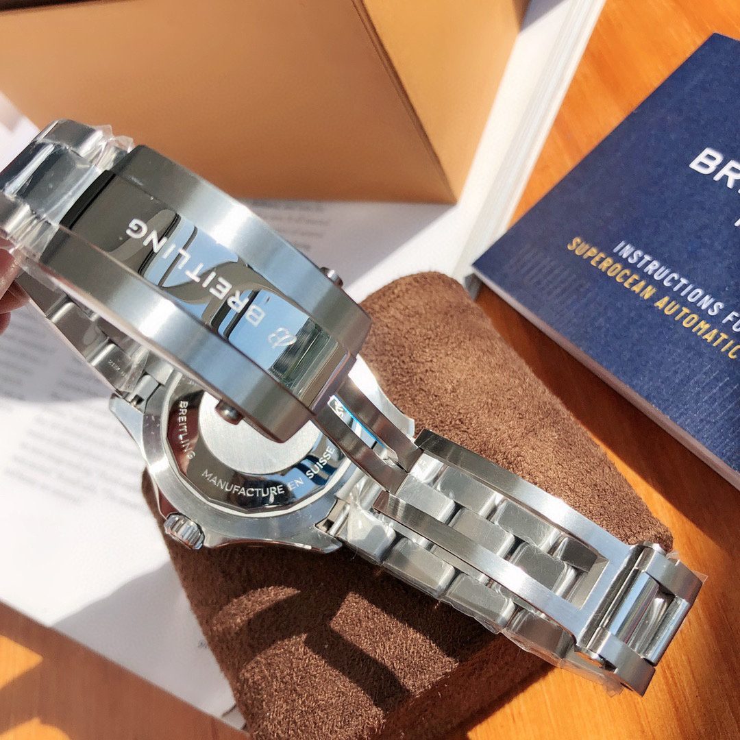 ブライトリング「Breitling」スーパーオーシャンシリーズ腕時計44mm