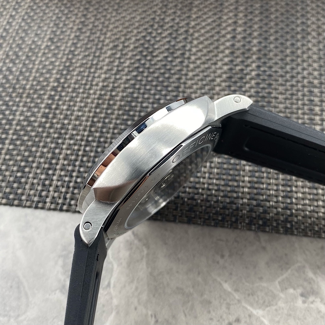 パネライ「Panerai」ルミノール マリーナ PAM01404 リミテッドエディション メンズウォッチ40mm