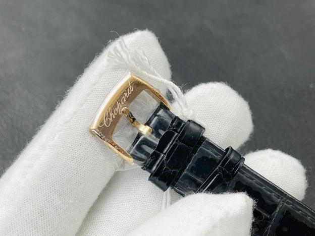 ショパール「Chopard」ハッピーダイヤモンド ハートレディース クォーツウォッチ36mm