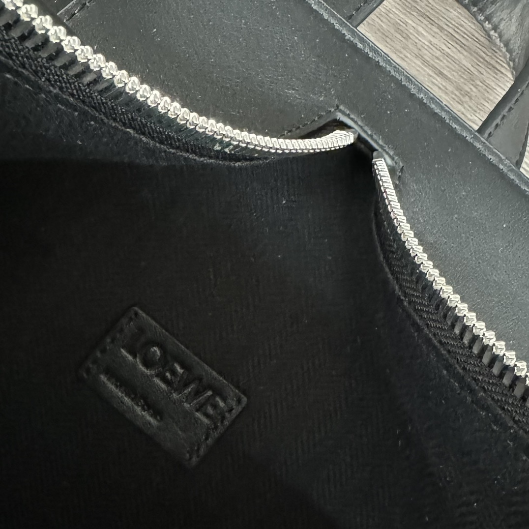 ロエベ「Loewe」Flex バックパック