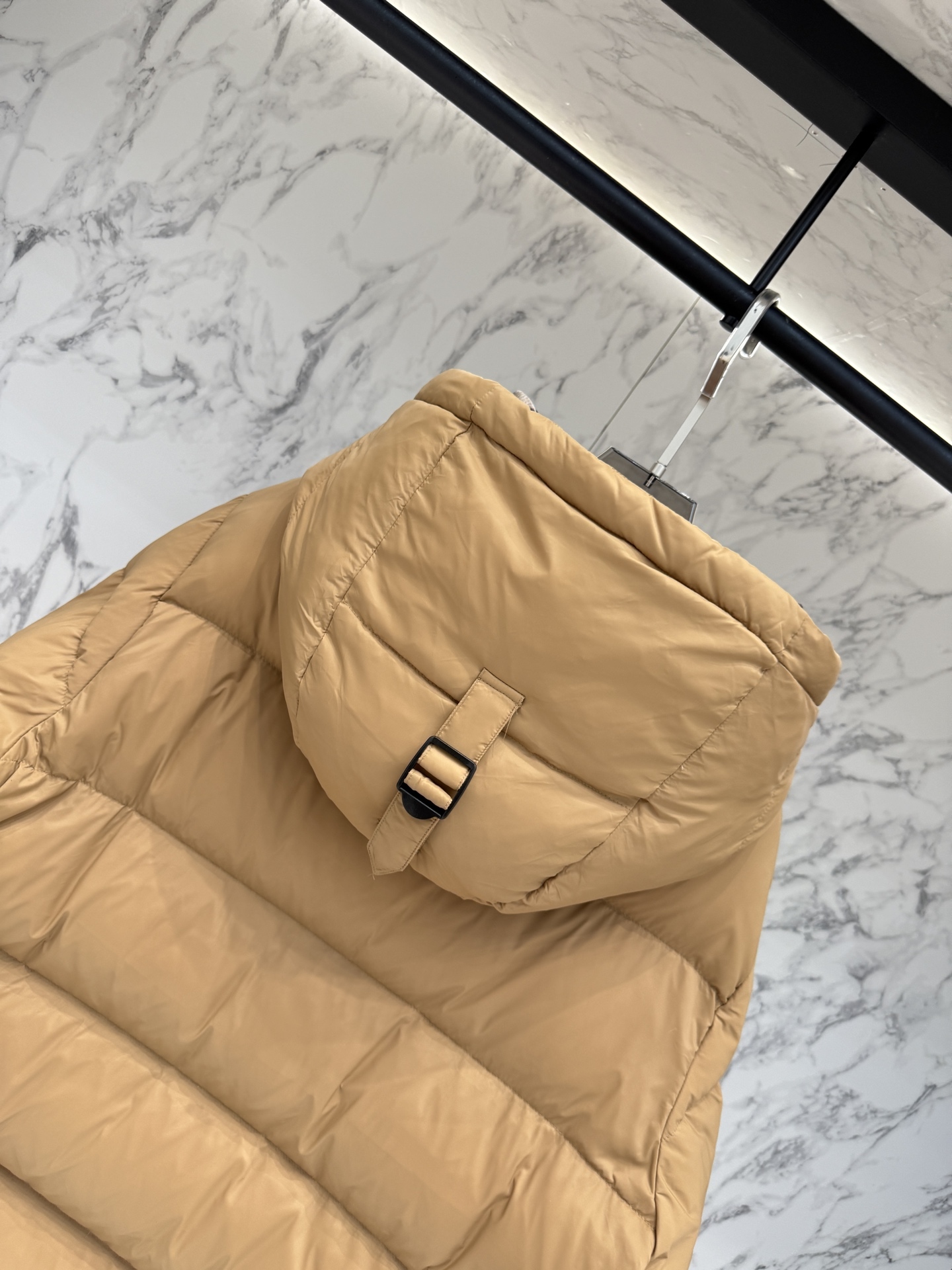 バーバリー「Burberry」秋冬ファッションフード付きダウンジャケット