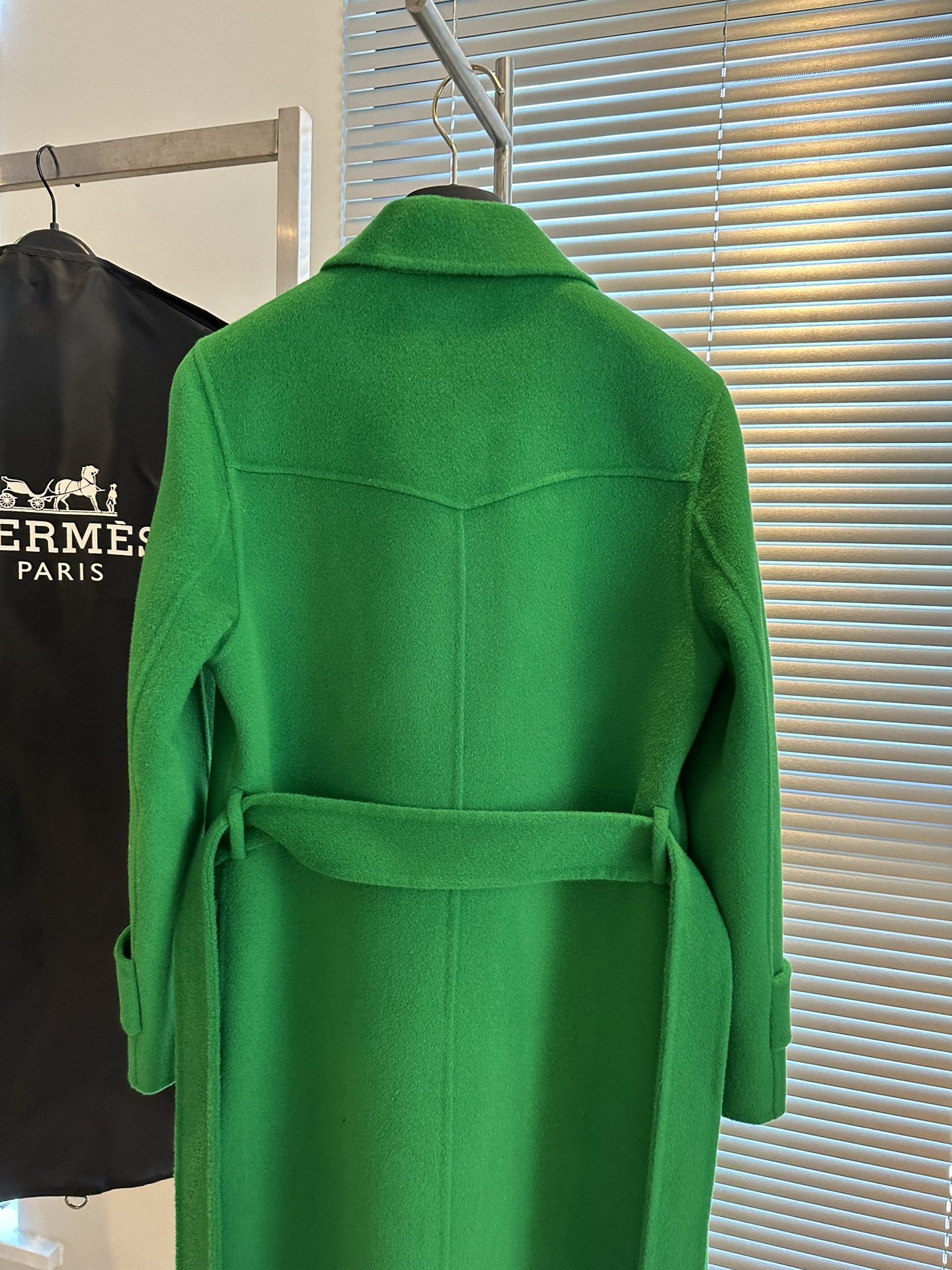 エルメス「Hermès」Retro Seris カシミアのスリムコート