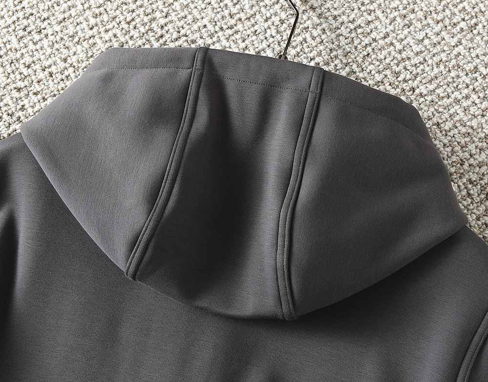 エルメス「Hermès」Empreintes sellier cuir 新型フード付きスウェットシャツ