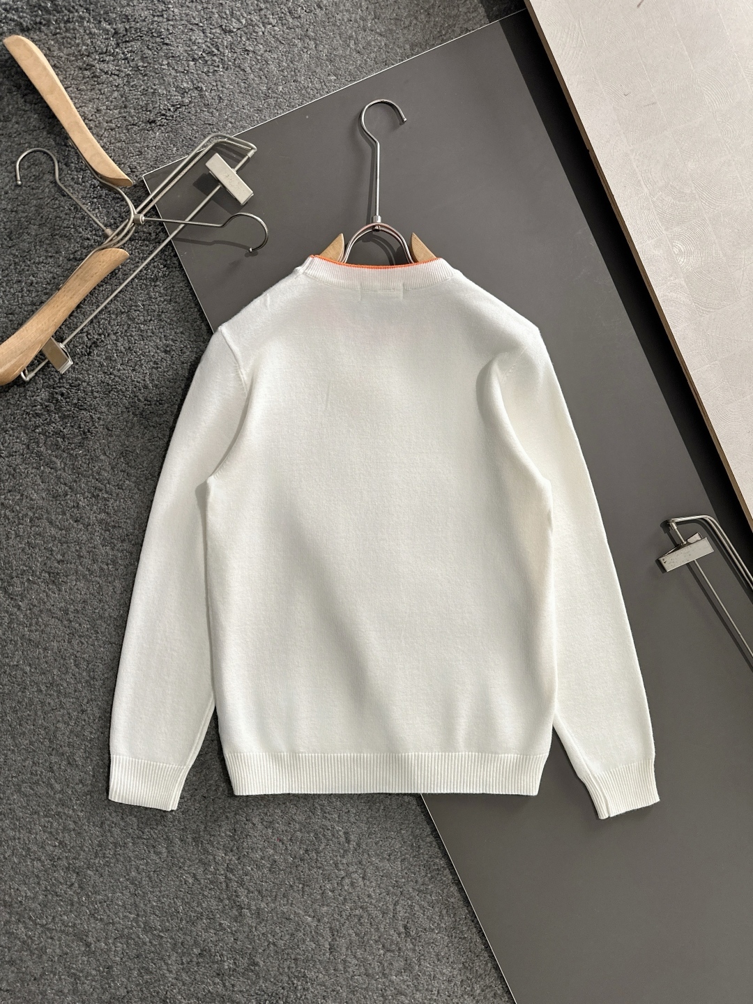 エルメス「Hermès」秋冬全身ジャージー柄新作シンプル丸首ニットウールセーター