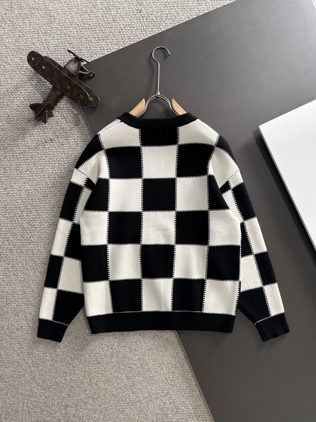 グッチ「Gucci」秋冬に欠かせないウールニットセーター