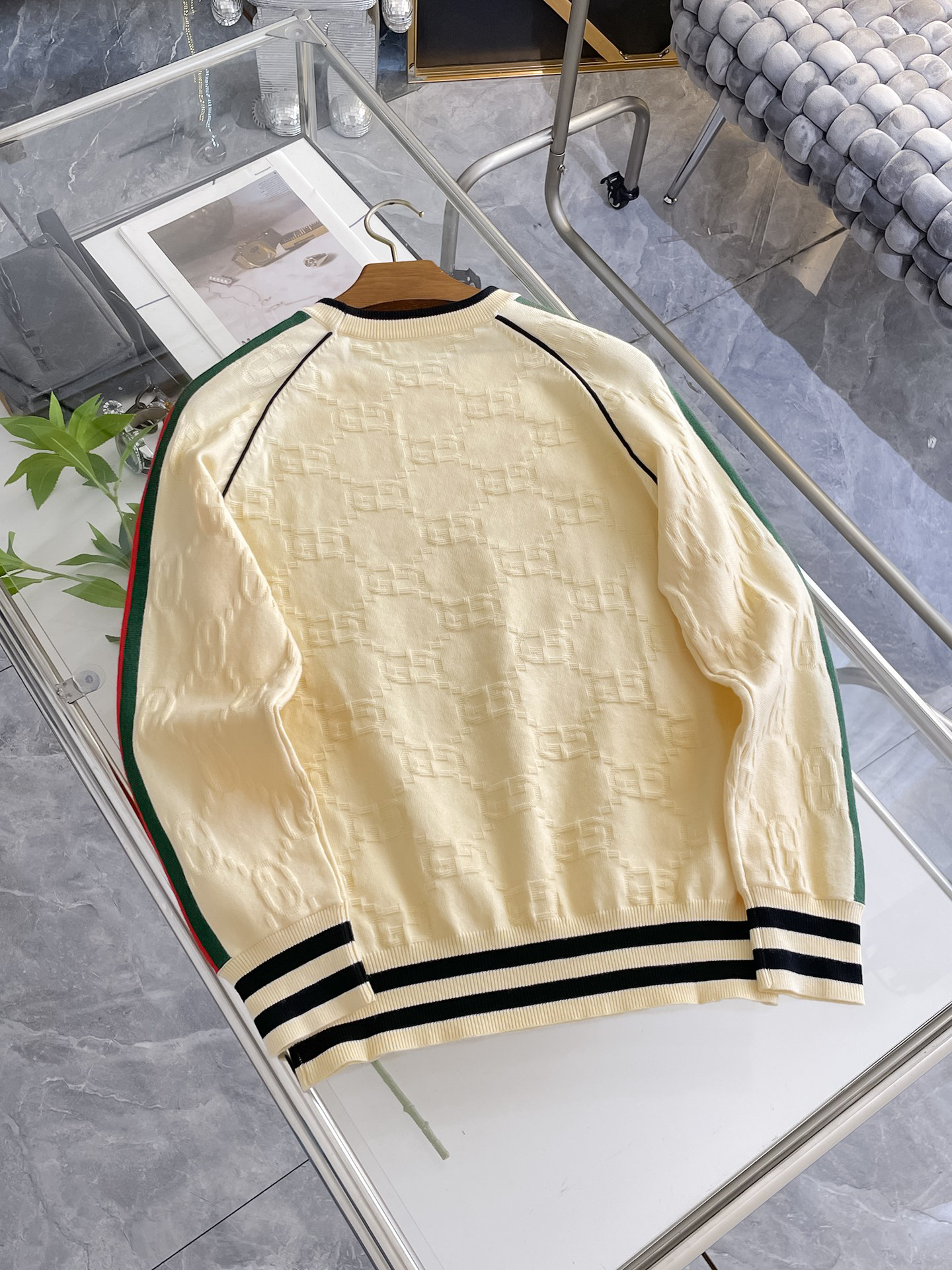 グッチ「Gucci」秋冬用ウール混紡クルーネックニットセーター