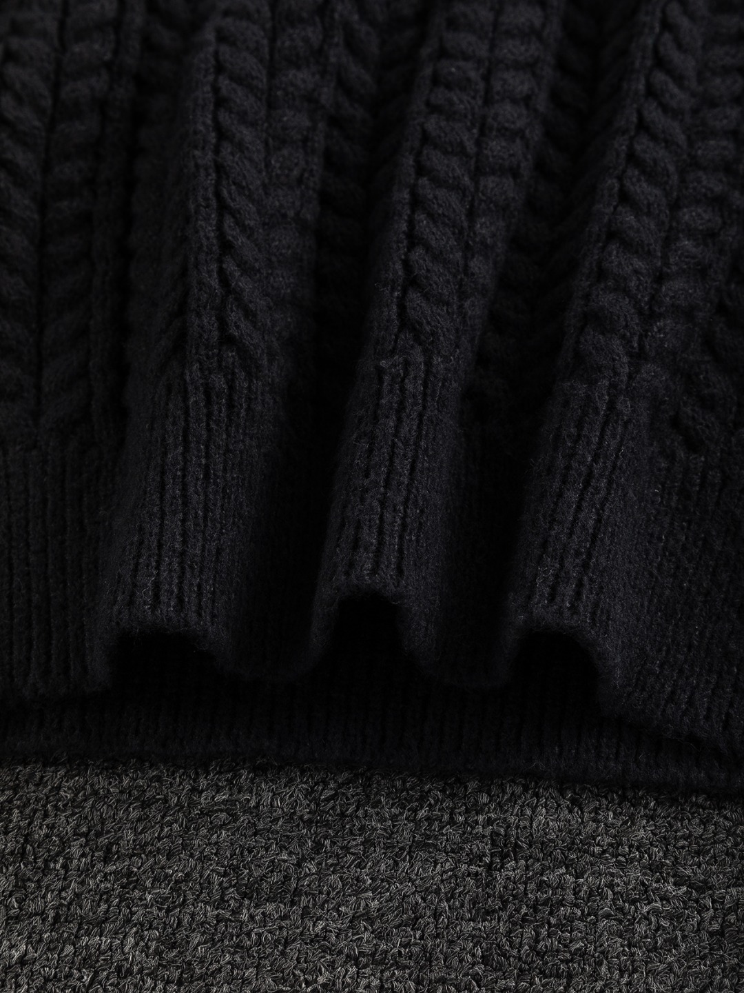 ルイ・ヴィトン「Louis Vuitton」秋冬新作ニットクルーネックセーター