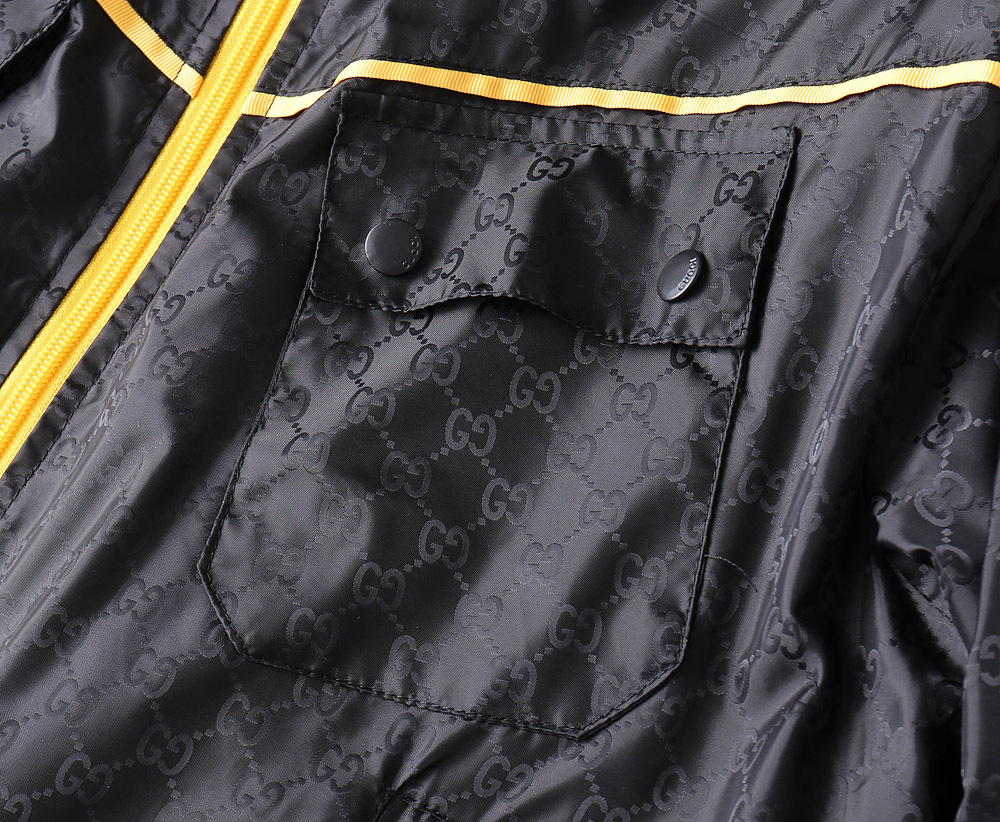 グッチ「Gucci」ファッショナブルなジャケット
