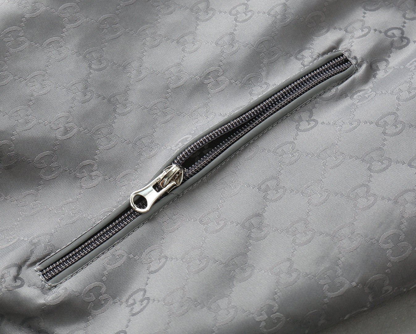 グッチ「Gucci 」秋冬新作メンズフード付きジャケット