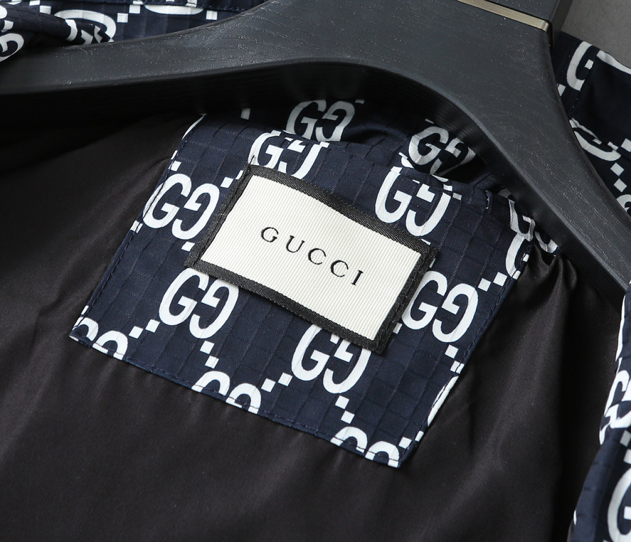 グッチ「Gucci 」秋冬新作メンズフード付きジャケット