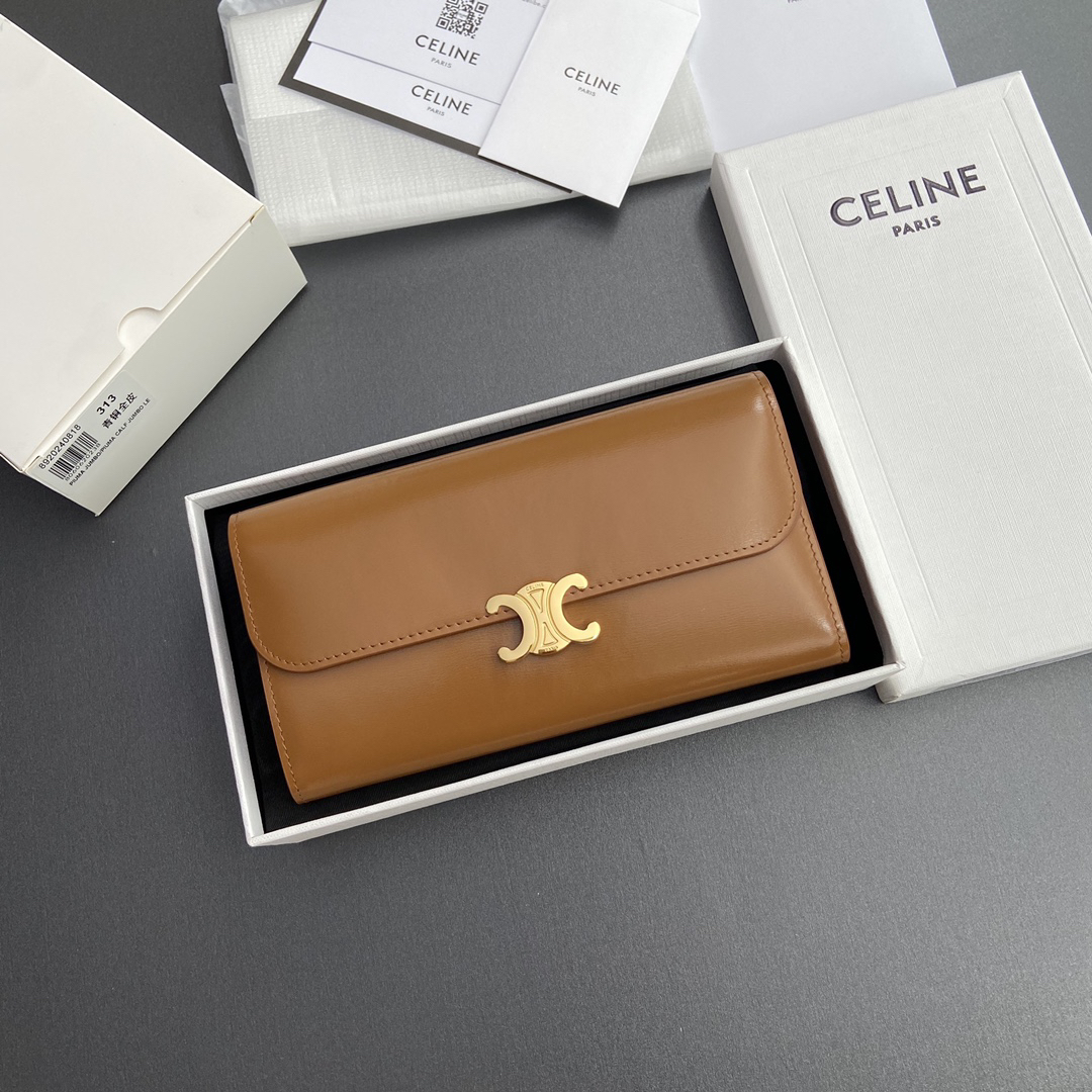 セリーヌ「Celine」TRIOMPHE光沢牛革財布