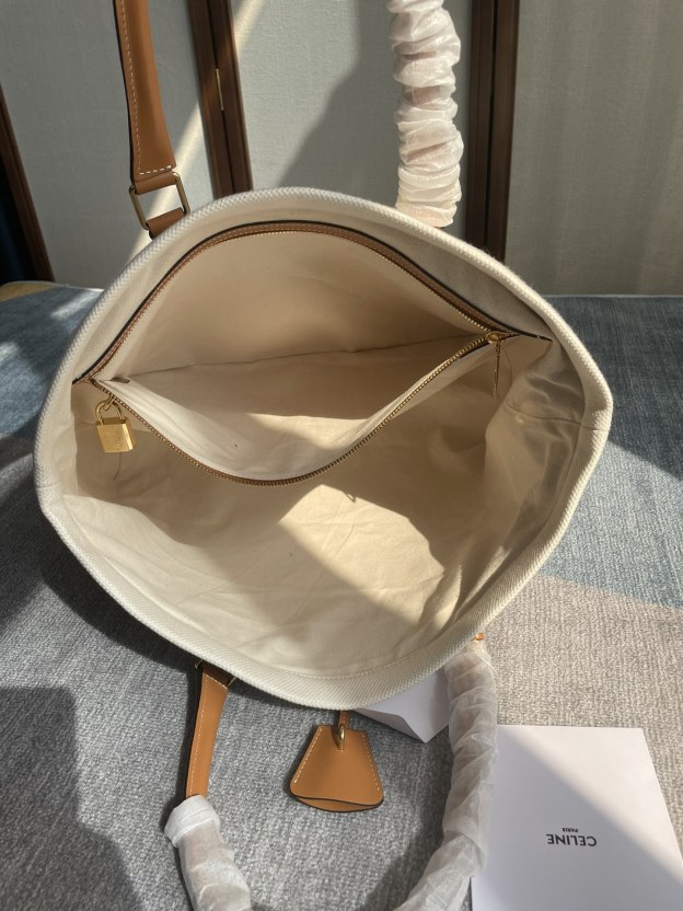 セリーヌ「Celine」CABAS最新シリーズ ラージトートバッグ