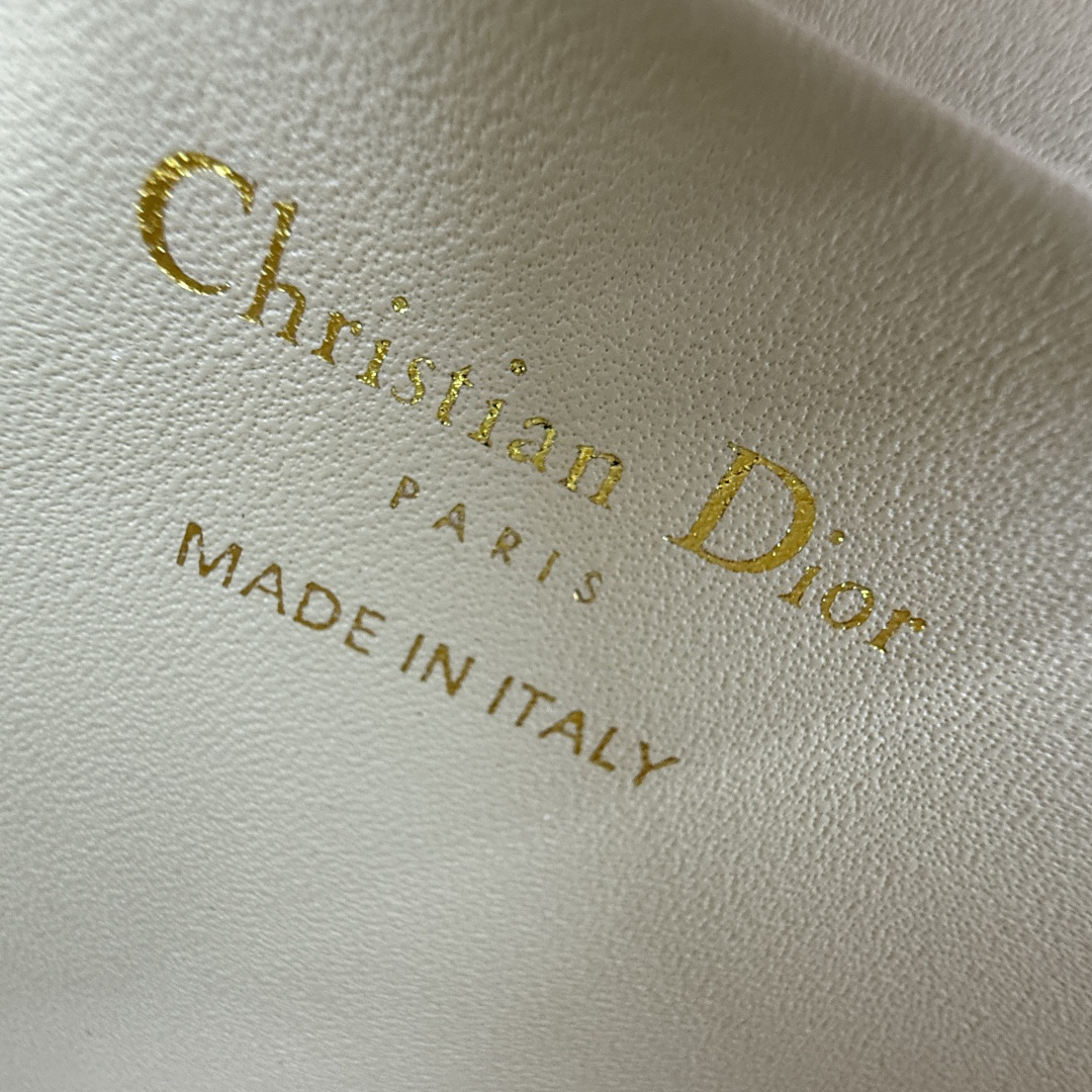 ディオール「Dior」30モンテーニュ トップハンドルバッグ