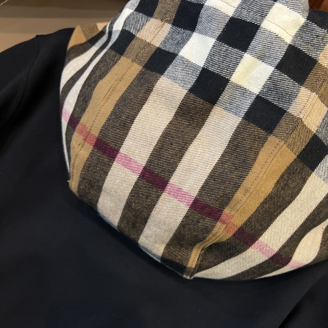 バーバリー［Burberry］Logo-Embroidered綿トレーナー