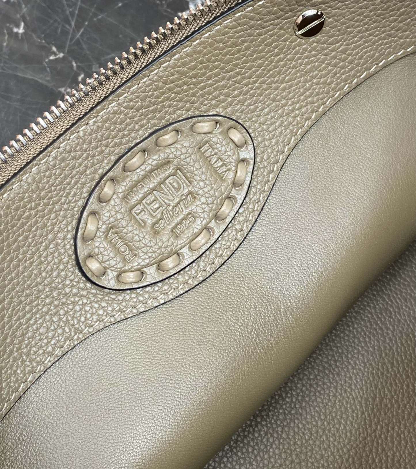 フェンディ「Fendi」ボストン ハンドバッグ