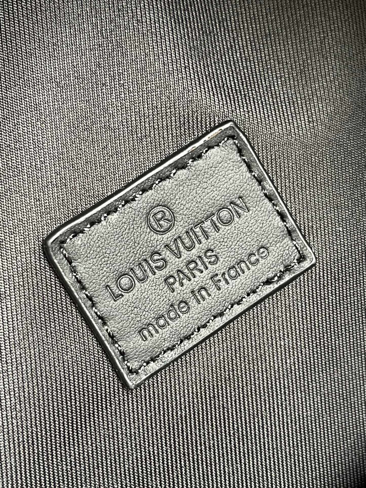 ルイ・ヴィトン「Louis Vuitton」ディスカバリーバックパック