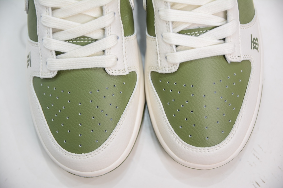 「コラボモデル」Burberry x NikeSB ダンク ロー ボーバリー コラボ 低帮スニーカー