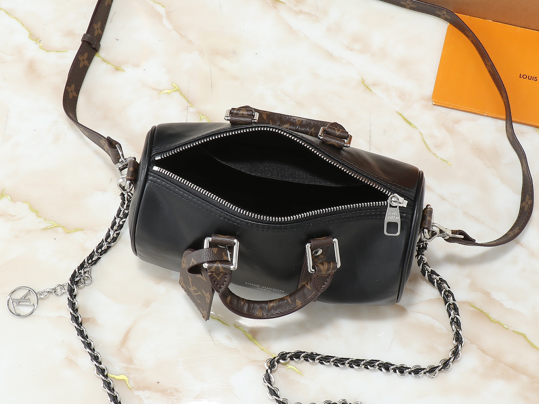 ルイ・ヴィトン キーポル･バンドリエール 25