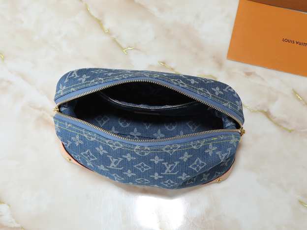 ルイ・ヴィトン ポシェット･コスメティック GM