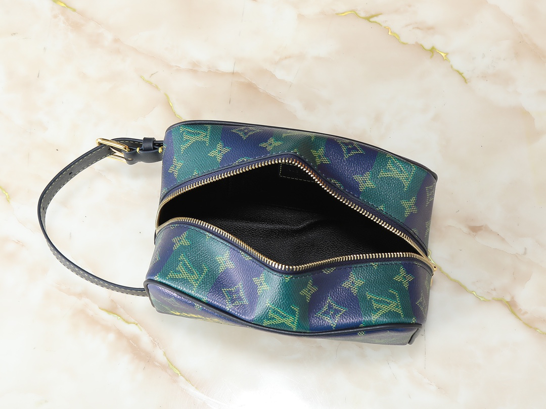 ルイ・ヴィトン ロッカー ドップ･キット