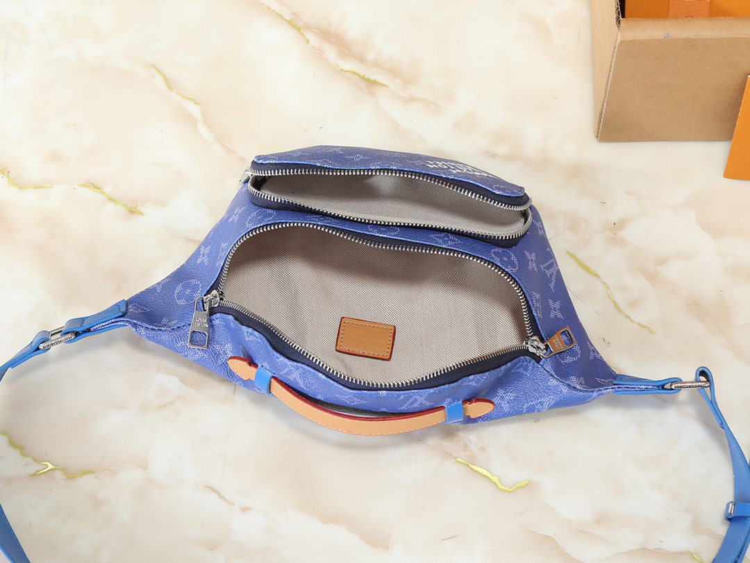 ルイ・ヴィトン ラッシュ･バムバッグ