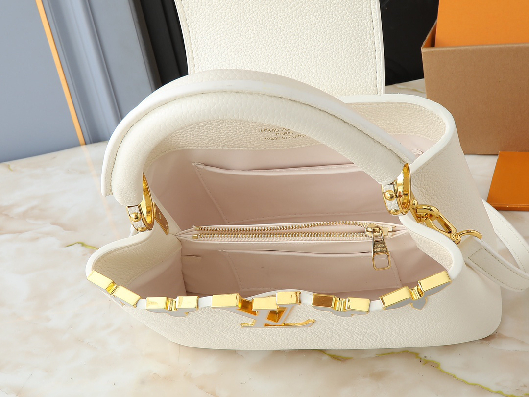 ルイ・ヴィトン「Louis Vuitton」カプシーヌ BB