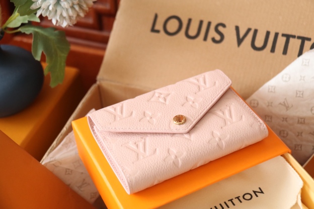 ルイ・ヴィトン ポルトフォイユ･ヴィクトリーヌ ウォレット