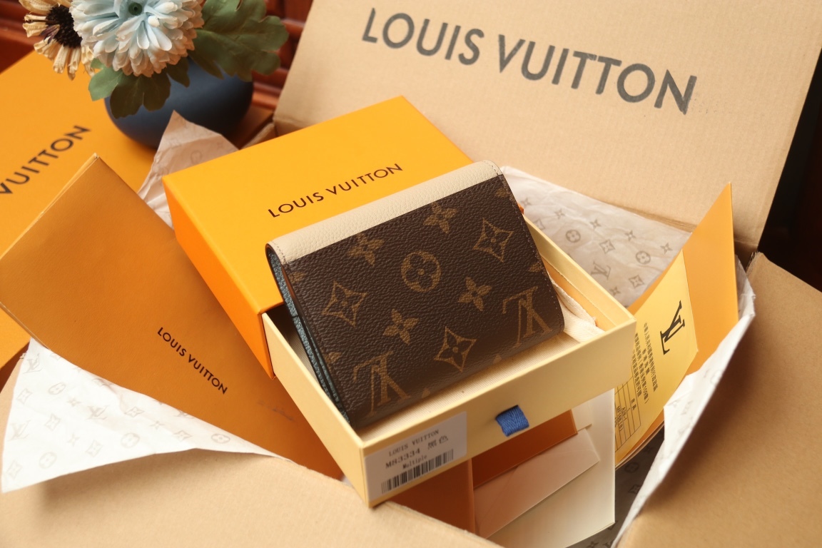 ルイ・ヴィトン 新作 ポルトフォイユ･ヴィクトリーヌ