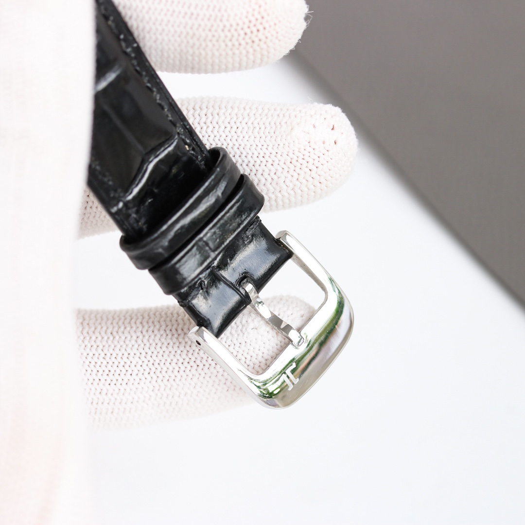 ジャガー ルクルト「Jaeger-LeCoultre」マスター・ウルトラスリム デイト 39MM