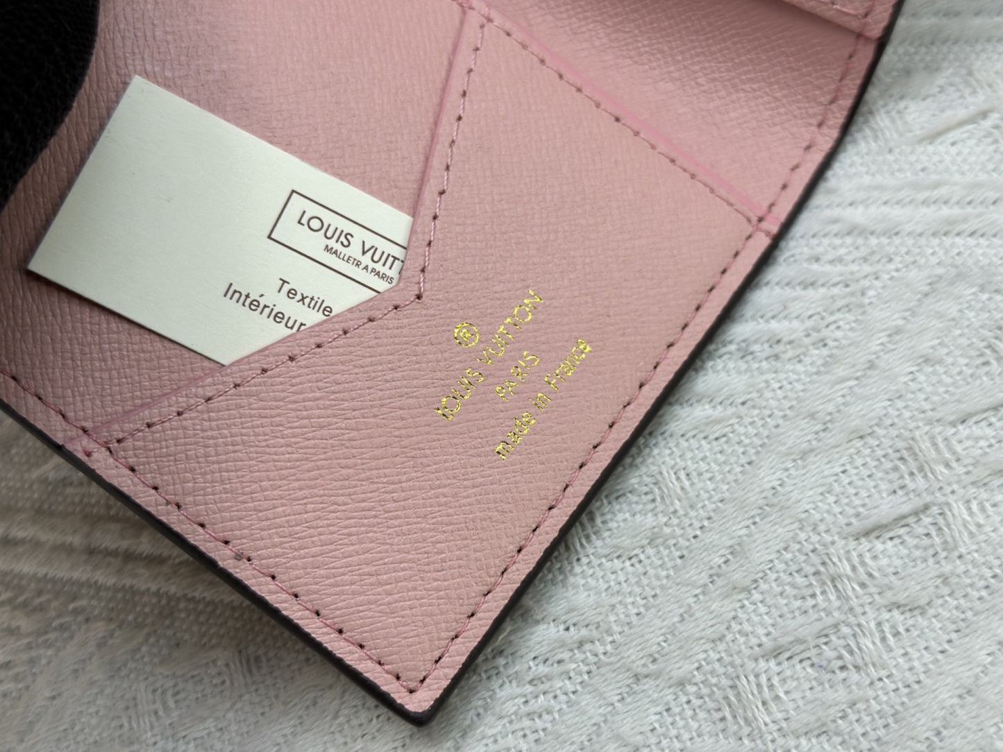 ルイ・ヴィトン パスポートカバー クーヴェルテュール･パスポール