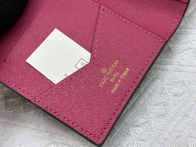 ルイ・ヴィトン パスポートカバー クーヴェルテュール･パスポール