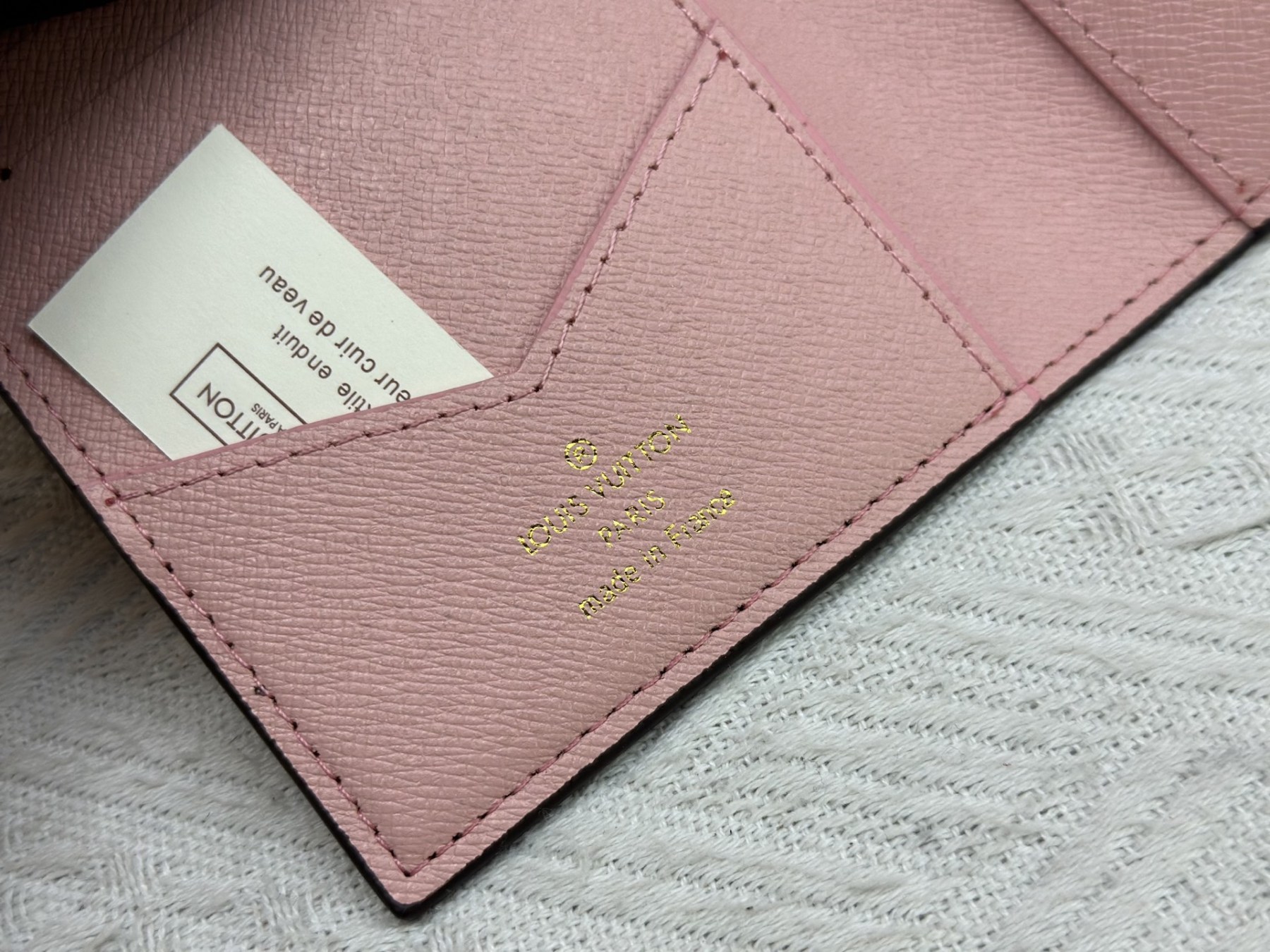 ルイ・ヴィトン パスポートカバー クーヴェルテュール･パスポール