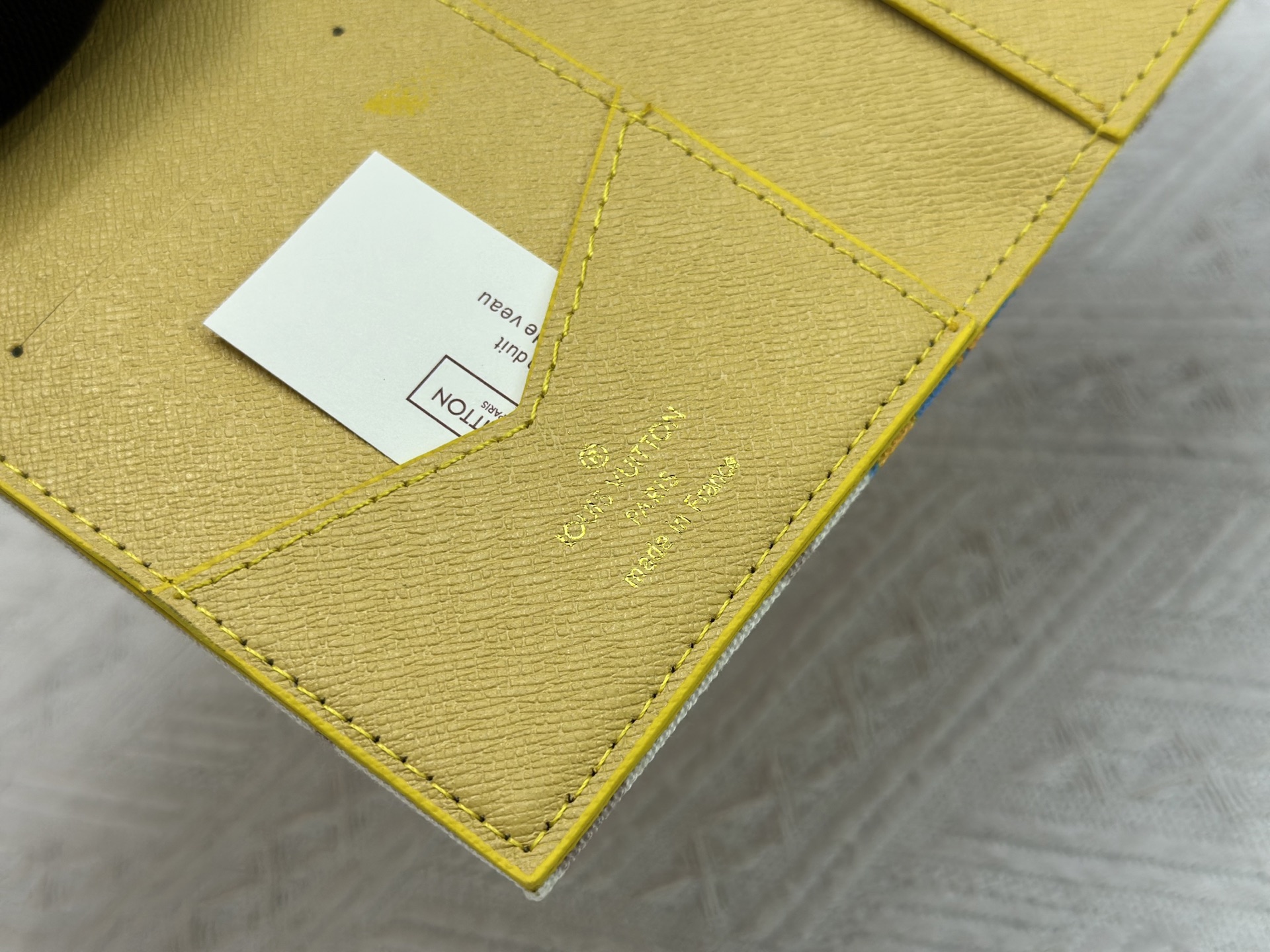 ルイ・ヴィトン パスポートカバー クーヴェルテュール･パスポール