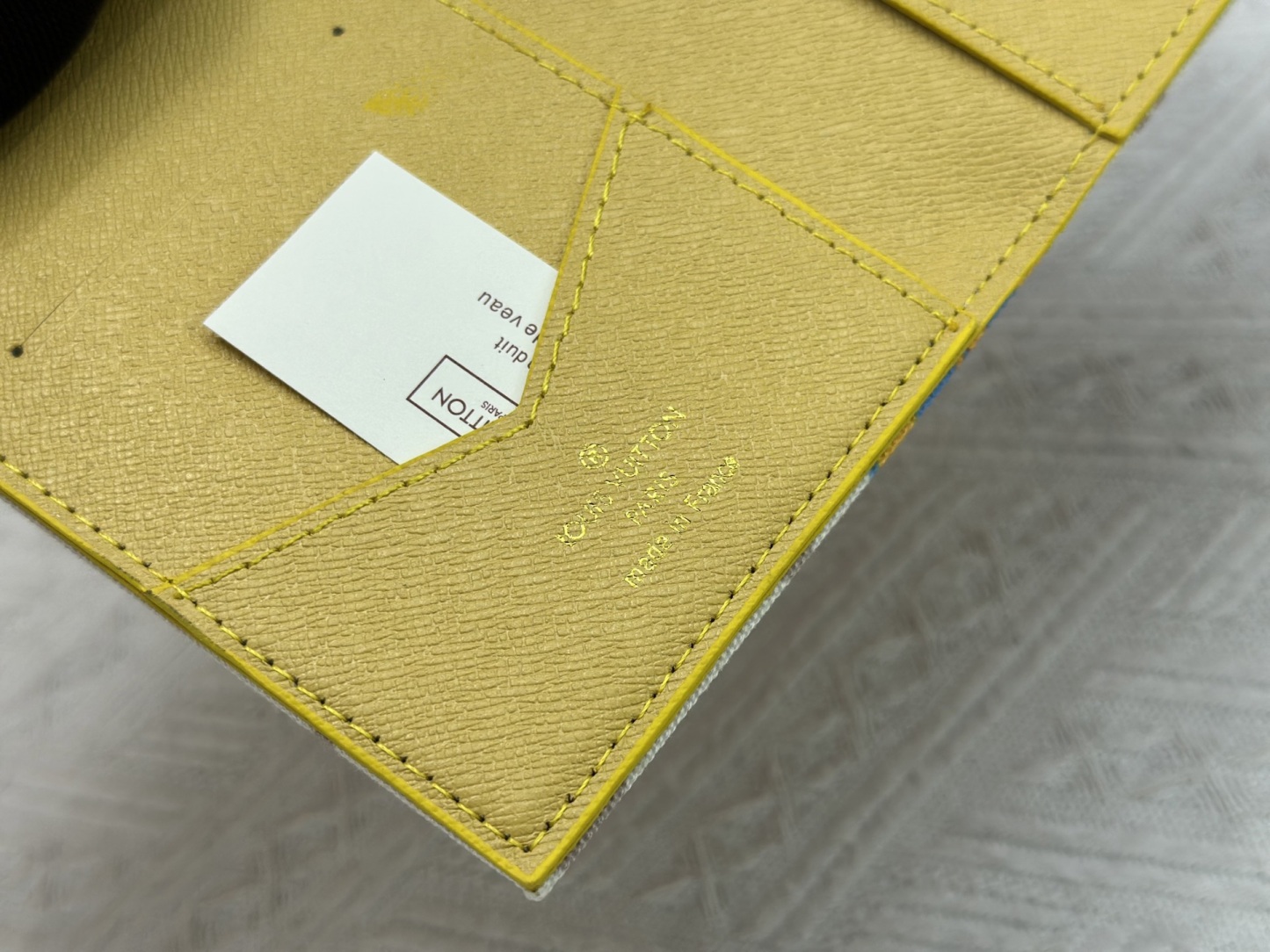 ルイ・ヴィトン パスポートカバー クーヴェルテュール･パスポール